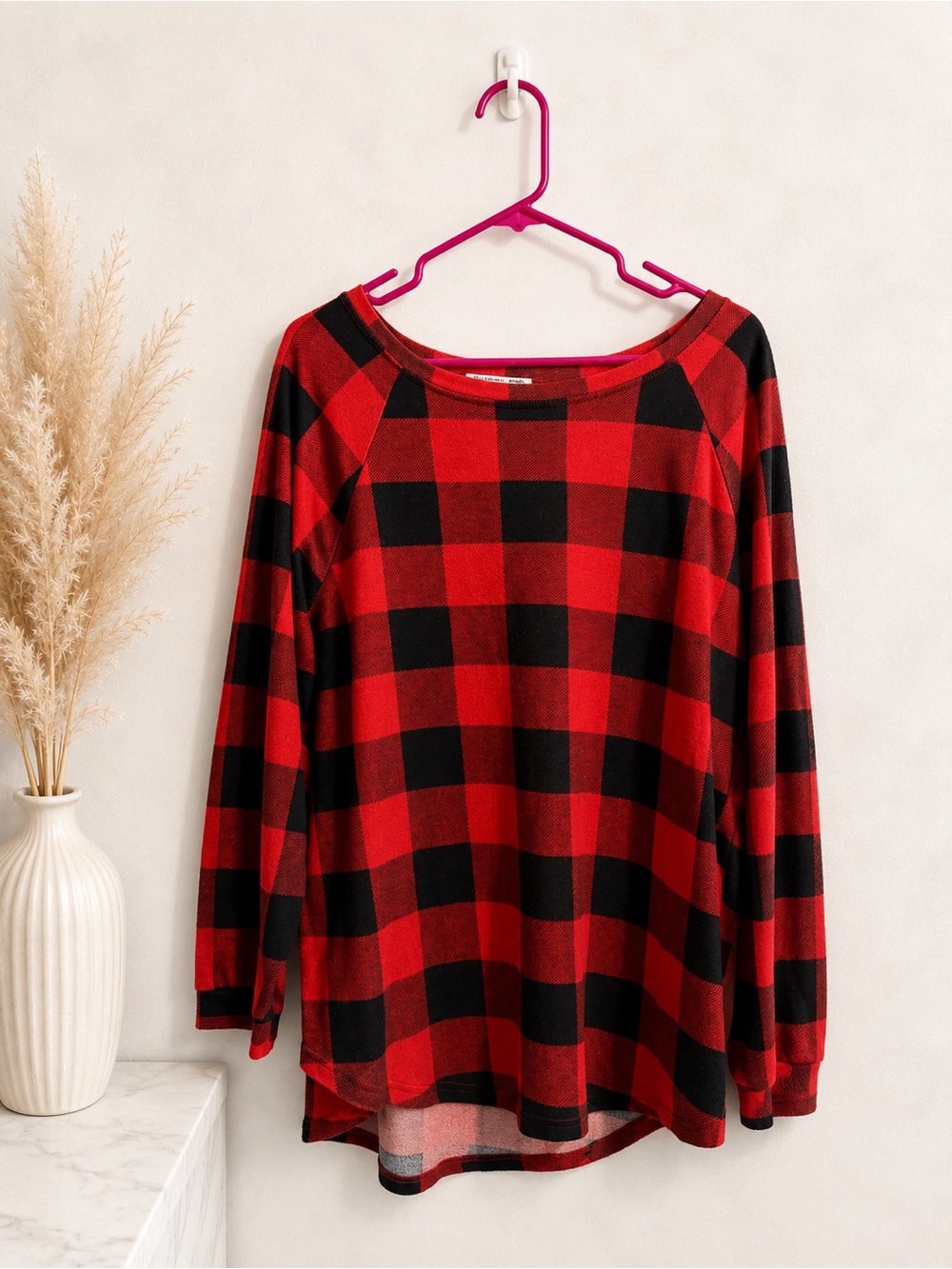 Women’s Red and Black Plaid Long Sleeve Top